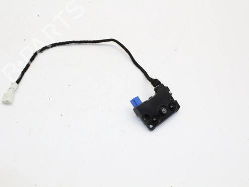 camera-tesla-model-y-5yjy-2019-39777499 main image