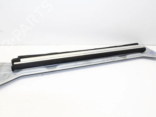 Tecto interior Tecto interior MERCEDES-BENZ E-CLASS (W212) E 350 CDI (212.023) (265 hp) 39840512 39840512