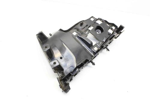 Used Rear bumper bracket Rear bumper bracket LAND ROVER DEFENDER Station Wagon (L663) D250 MHEV 4x4 (249 hp) 39845691 39845691