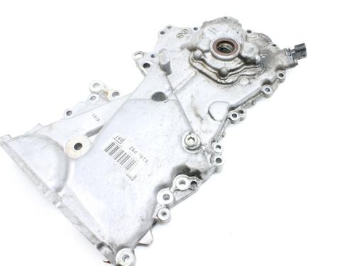 Couvercle de distribution Couvercle de distribution TOYOTA YARIS (_P13_) 1.5 Hybrid (NHP130_, NHP130) (101 hp) 39838579 39838579