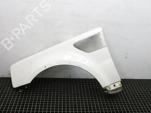 Guarda-lamas esquerdo Guarda-lamas esquerdo LAND ROVER RANGE ROVER SPORT I (L320) 3.0 D 4x4 (245 hp) 39790861 39790861