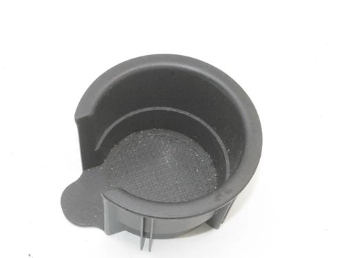 Used Cup/Object holder Cup/Object holder LAND ROVER RANGE ROVER SPORT I (L320) 2.7 D 4x4 (190 hp) 39783935 39783935