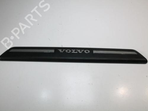 left-sideskirt-volvo-v40-hatchback-525-2012-2013-2014-2015-2016-2017-2018-2019-39793925 main image