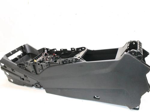 Used Middle console Middle console AUDI Q6 E-TRON (GFB) e-tron quattro (387 hp) 39775457 39775457