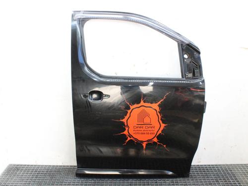 right-front-door-toyota-proace-van-mdz_-2016-40501049 main image