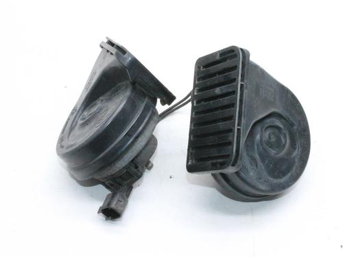 Used Horn Horn LAND ROVER RANGE ROVER SPORT I (L320) 3.0 D 4x4 (256 hp) 39864107 39864107