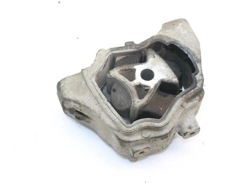 Used Engine mount Engine mount VOLVO XC70 II (136) D5 AWD (215 hp) 39802313 39802313