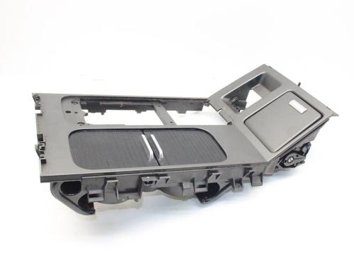 Used Middle console Middle console LAND ROVER RANGE ROVER III (L322) 4.4 D 4x4 (313 hp) 39779621 39779621