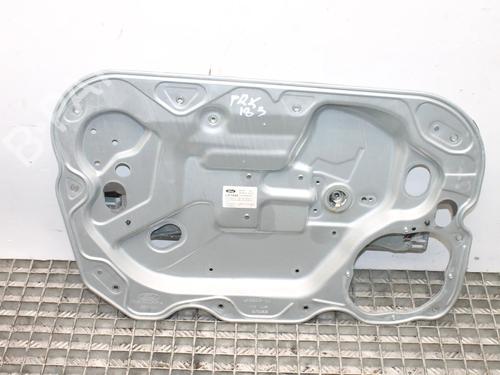 Rudehejsemekanisme ventre foran Rudehejsemekanisme ventre foran FORD KUGA I 2.0 TDCi 4x4 (163 hp) 39816651 39816651
