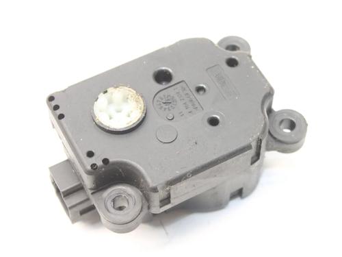 Electronic module JAGUAR XE (X760) 2.0 | BP39845234M83 - Image 3