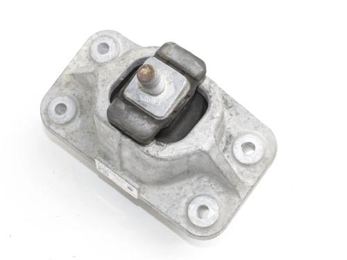 Used Engine mount Engine mount LAND ROVER RANGE ROVER IV (L405) 2.0 P400e Hybrid 4x4 (404 hp) 39872477 39872477