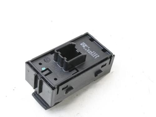 Switch OPEL ASTRA K (B16) 1.4 (68) | BP39833913I30 - Image 2
