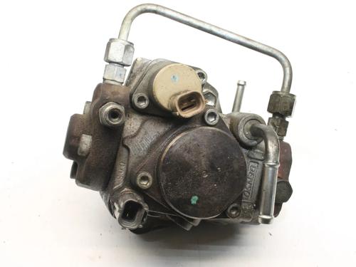 Used Fuel pump Fuel pump TOYOTA COROLLA Verso (ZER_, ZZE12_, R1_) 2.2 D-4D (AUR10_, AUR10R) (177 hp) 39798977 39798977