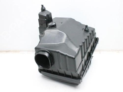 Used Air filter box Air filter box LAND ROVER RANGE ROVER SPORT I (L320) 3.0 D 4x4 (245 hp) 39875522 39875522