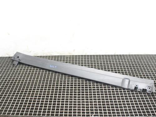 left-sideskirt-land-rover-defender-station-wagon-l663-2019-39774501 main image
