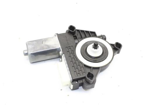 Left front window motor BMW 1 (F40) 116 d | BP39827867E21 - Image 2