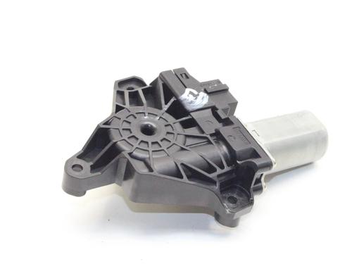 Used Right rear window motor Right rear window motor MERCEDES-BENZ B-CLASS Sports Tourer (W246, W242) B 200 CDI / d (246.208) (136 hp) 39807210 39807210