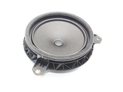 Used Speaker Speaker TOYOTA YARIS (_P21_, _PA1_, _PH1_) 1.6 GR 4WD (GXPA16) (261 hp) 39819126 39819126
