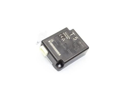 Used Electronic module Electronic module TOYOTA YARIS (_P21_, _PA1_, _PH1_) 1.6 GR 4WD (GXPA16) (261 hp) 39861966 39861966