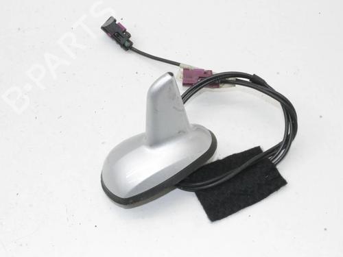 Used Antenna/Base Antenna/Base MERCEDES-BENZ S-CLASS (W221, V221) S 350 BlueTec (221.026, 221.126) (258 hp) 39877484 39877484