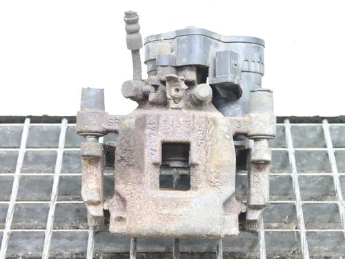 BP39847191M106 main image