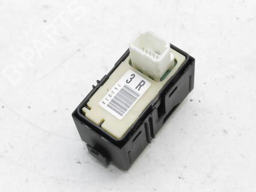 Left rear window switch LEXUS IS III (_E3_) 300h (AVE30_, AVE30R) | BP39823722I29 - Image 2