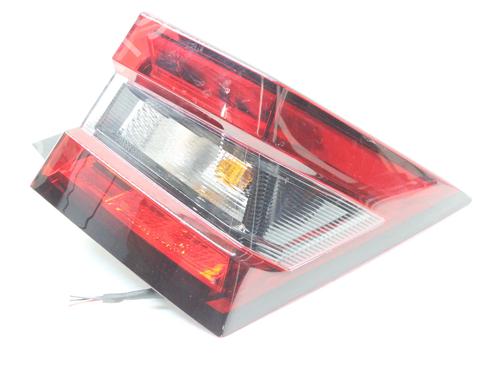 right-taillight-nissan-juke-f16_-2019-39769624 main image