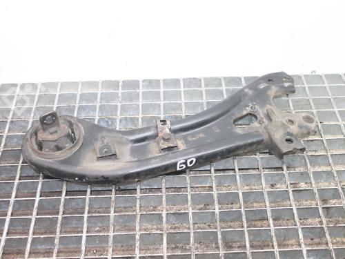 right-rear-suspension-arm-kia-sorento-ii-xm-2009-2010-2011-2012-2013-2014-2015-2016-39791422 main image