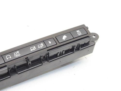 Switch LAND ROVER DISCOVERY SPORT (L550) 2.0 D 4x4 | BP39867048I30 - Image 3