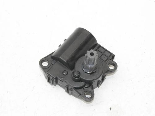 Módulo eletrónico Módulo eletrónico TESLA MODEL Y (5YJY) EV Rear-Wheel Drive (299 hp) 39863441 39863441
