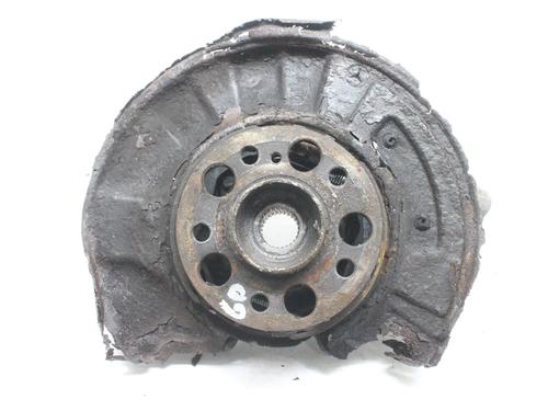 Used Right rear steering knuckle Right rear steering knuckle MERCEDES-BENZ C-CLASS T-Model (S204) C 350 CDI (204.223) (265 hp) 39850722 39850722