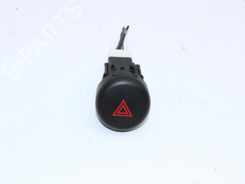 Bouton de warning Bouton de warning NISSAN JUKE (F15) 1.2 DIG-T (115 hp) 39873960 39873960