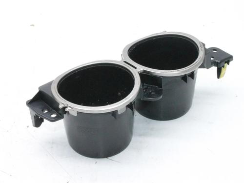 Kopholder/Genstandsholder Kopholder/Genstandsholder LEXUS IS III (_E3_) 300h (AVE30_, AVE30R) (223 hp) 39801958 39801958