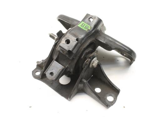 Used Engine mount Engine mount TOYOTA AURIS (_E15_) 1.8 Hybrid (ZWE150_, ZWE150R) (136 hp) 39829048 39829048