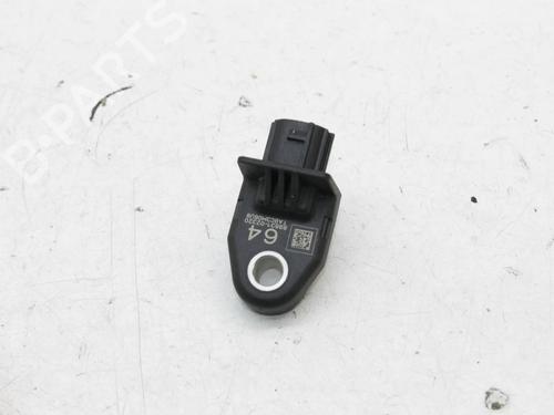 Used Electronic sensor Electronic sensor TOYOTA COROLLA Hatchback (_E21_, _EA1_, _EH1_) 1.8 Hybrid (ZWE211, ZWE219) (122 hp) 39811514 39811514