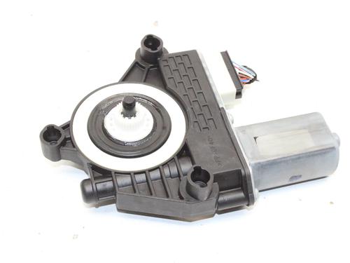 left-rear-window-motor-bmw-1-f40-2019-39777130 main image