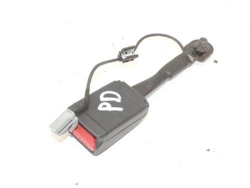 seat-buckle-tesla-model-3-5yj3-2017-39770111 main image