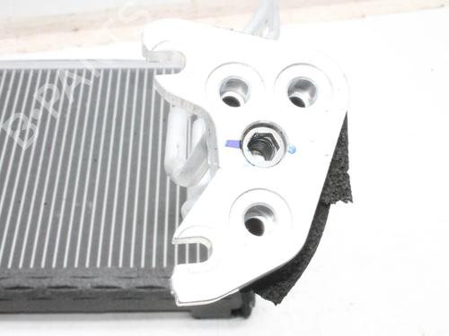 AC radiator TESLA MODEL Y (5YJY) Long Range All-wheel Drive | BP39797615M32 - Image 4