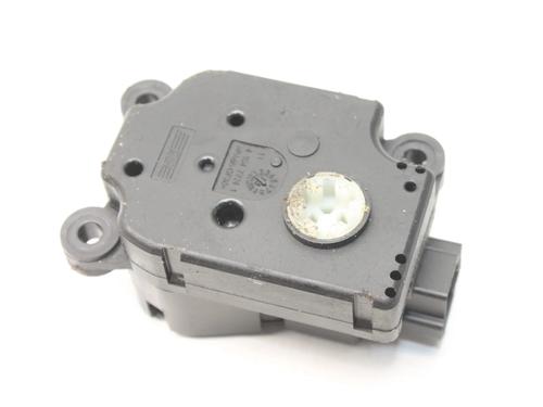 Electronic module JAGUAR XE (X760) 2.0 | BP39845234M83 - Image 4