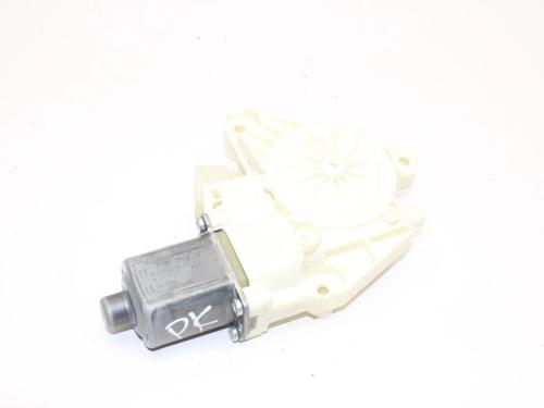 Used Left front window motor Left front window motor INFINITI Q30 2.2 D (170 hp) 39868585 39868585