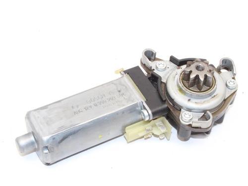Used Electronic module Electronic module MERCEDES-BENZ M-CLASS (W164) ML 280 CDI 4-matic (164.120) (190 hp) 39799965 39799965