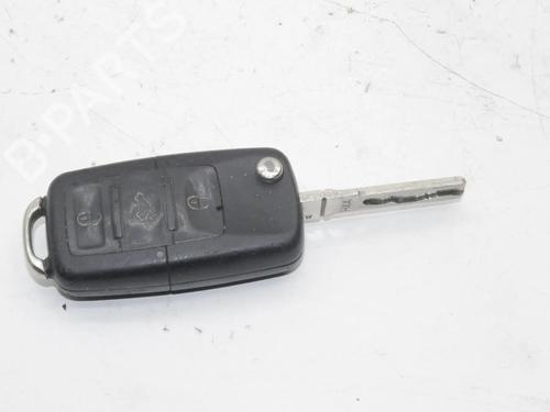 electronic-module-vw-scirocco-iii-137-138-2008-2009-2010-2011-2012-2013-2014-2015-2016-2017-2018-39806158 main image