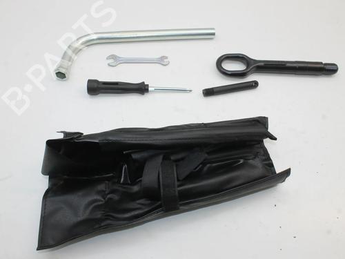 Jack Kit AUDI E-TRON (GEN) 55 quattro | BP39801681C119 - Image 4