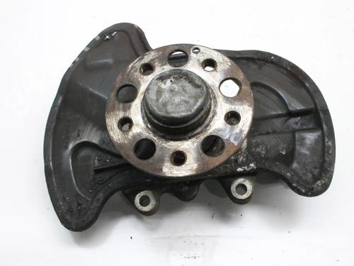 Used Left front steering knuckle Left front steering knuckle MERCEDES-BENZ SLK (R172) 200 (172.448) (184 hp) 39813842 39813842