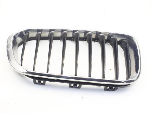 Used Grille Grille BMW 1 (F20) 116 d (116 hp) 39845381 39845381