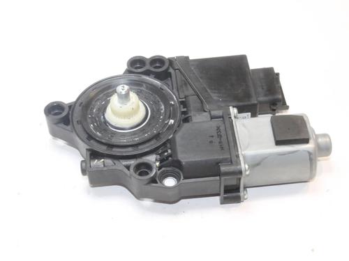 Left front window motor KIA CEE'D Sportswagon (JD) 1.6 CRDi 128 | BP39824251E21 - Image 9