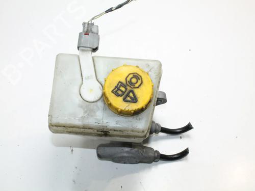 brake-master-cylinder-jaguar-xf-i-x250-2008-2009-2010-2011-2012-2013-2014-2015-39843406 main image