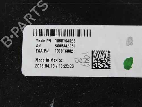 Console centrale TESLA MODEL S (5YJS) 85D AWD | BP39780190I22 - Image 10