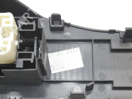 Switch TOYOTA AURIS (_E18_) 1.6 (ZRE181_, ZRE185_, ZRE185R, ZRE181R) | BP39813334I30 - Image 7
