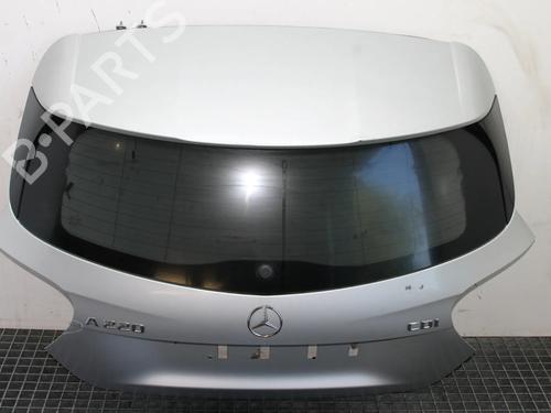 Bagklap CC/Kombi-Coupé Bagklap CC/Kombi-Coupé MERCEDES-BENZ A-CLASS (W176) A 220 CDI (176.003) (170 hp) 39868138 39868138